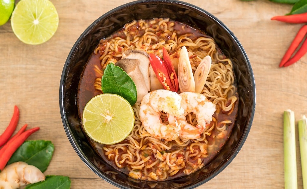 Mì tôm chứa ít dinh dưỡng, nhiều chất béo bão hòa không phù hợp cho giảm cân Mì tôm chứa ít dinh dưỡng, nhiều chất béo bão hòa không phù hợp cho giảm cân